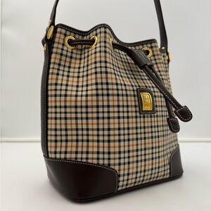 DAKS 1894 LONDON • Petit BUCKET Crossbody Bag • ROYAL WARRANT H.M. KING